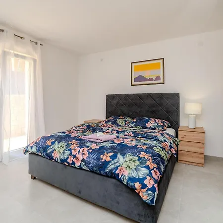 Beautiful In Karin With Heated Swimming Pool Holiday home