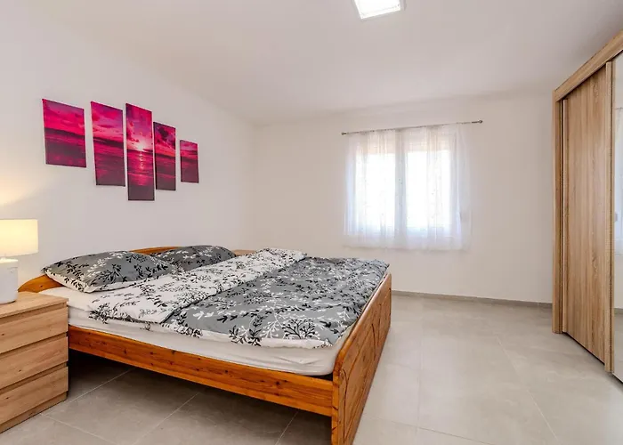 Holiday home Amazing In Karin