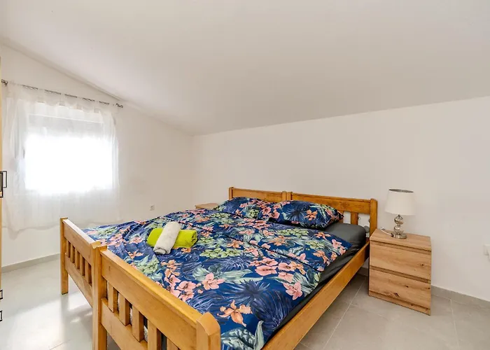 Nyaraló Amazing In Karin *