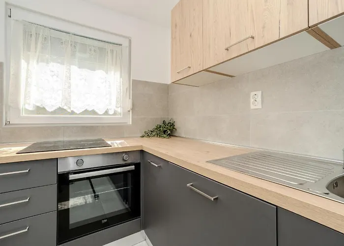 Amazing In Karin * Nadin