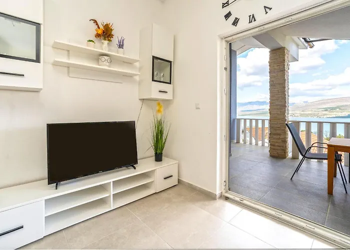 Amazing In Karin Nadin